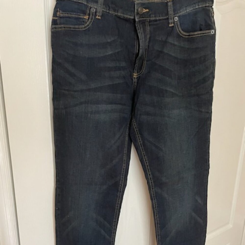 American Rag Straight Fit jeans. Size 31Wx32L.  NWT